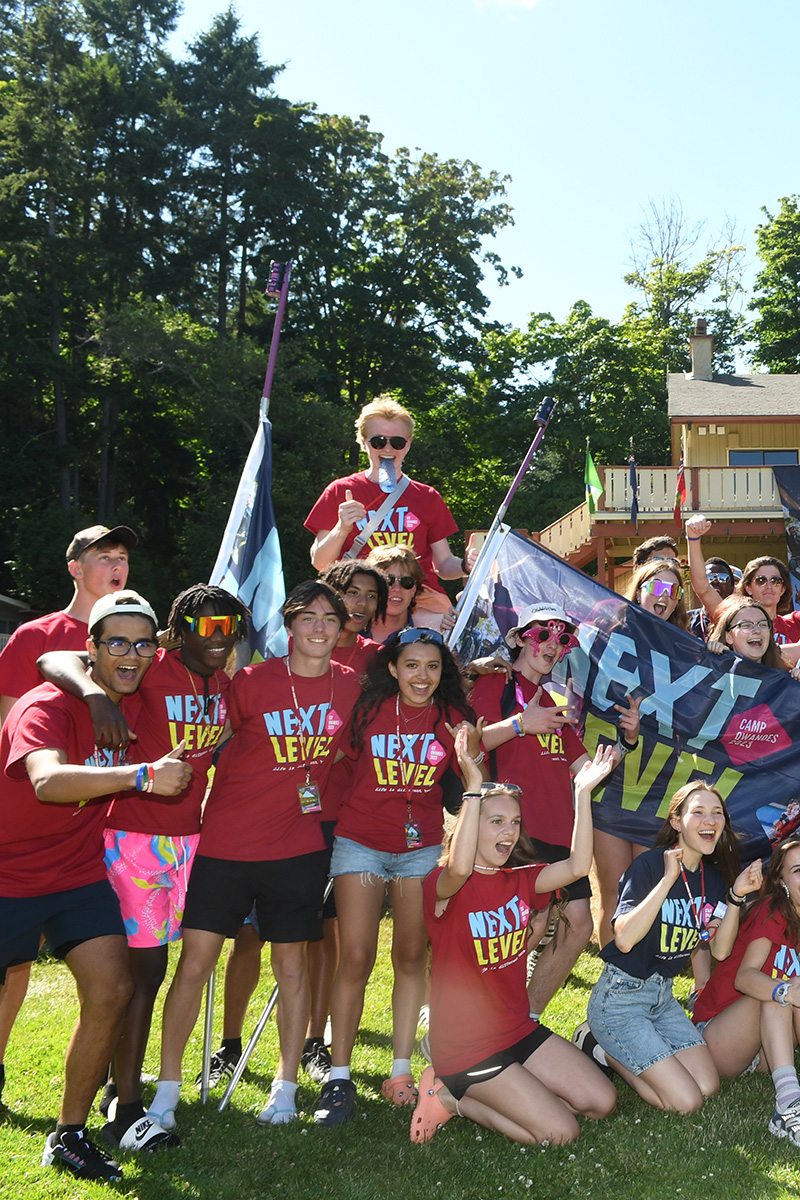 CITs Welcoming Campers at Qwanoes